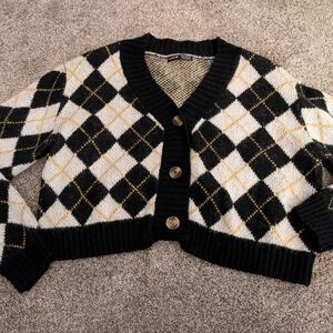Shein Argyle Crop Cardigan in Black, White, and Gold EUC Size Small 🌼
